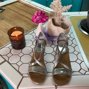 Aerology by Aerosoles Low Platforms